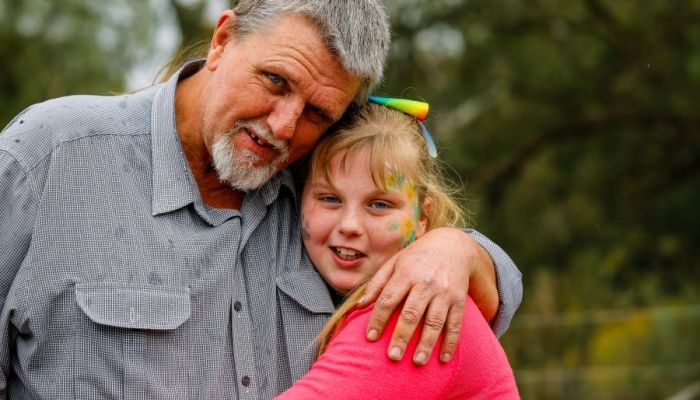 Dads and daughters - building new lives